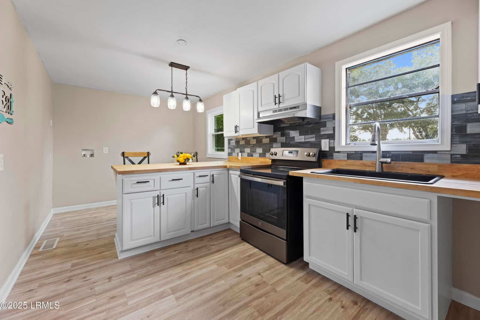 121 Harrison Street, Varnville, SC 29944 — listing photo