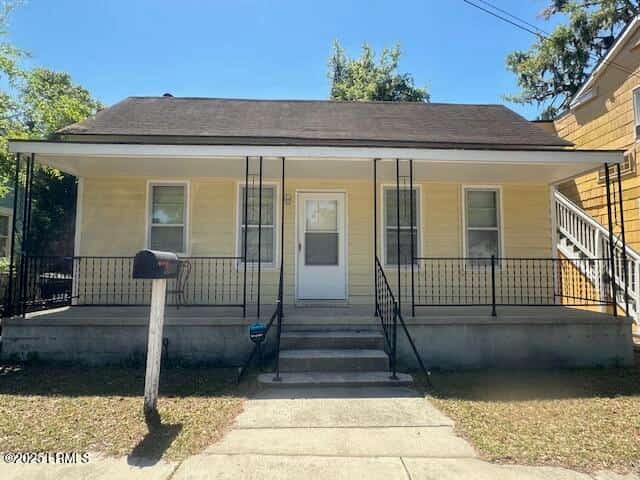 1006 Duke Street, Beaufort, SC 29902 — listing photo