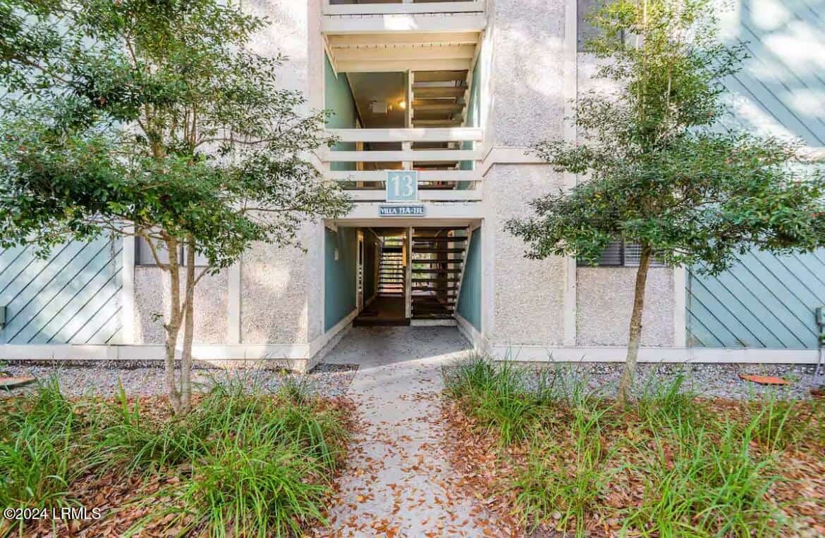45 Folly Field Road 13e, Hilton Head Island, SC 29928 — listing photo