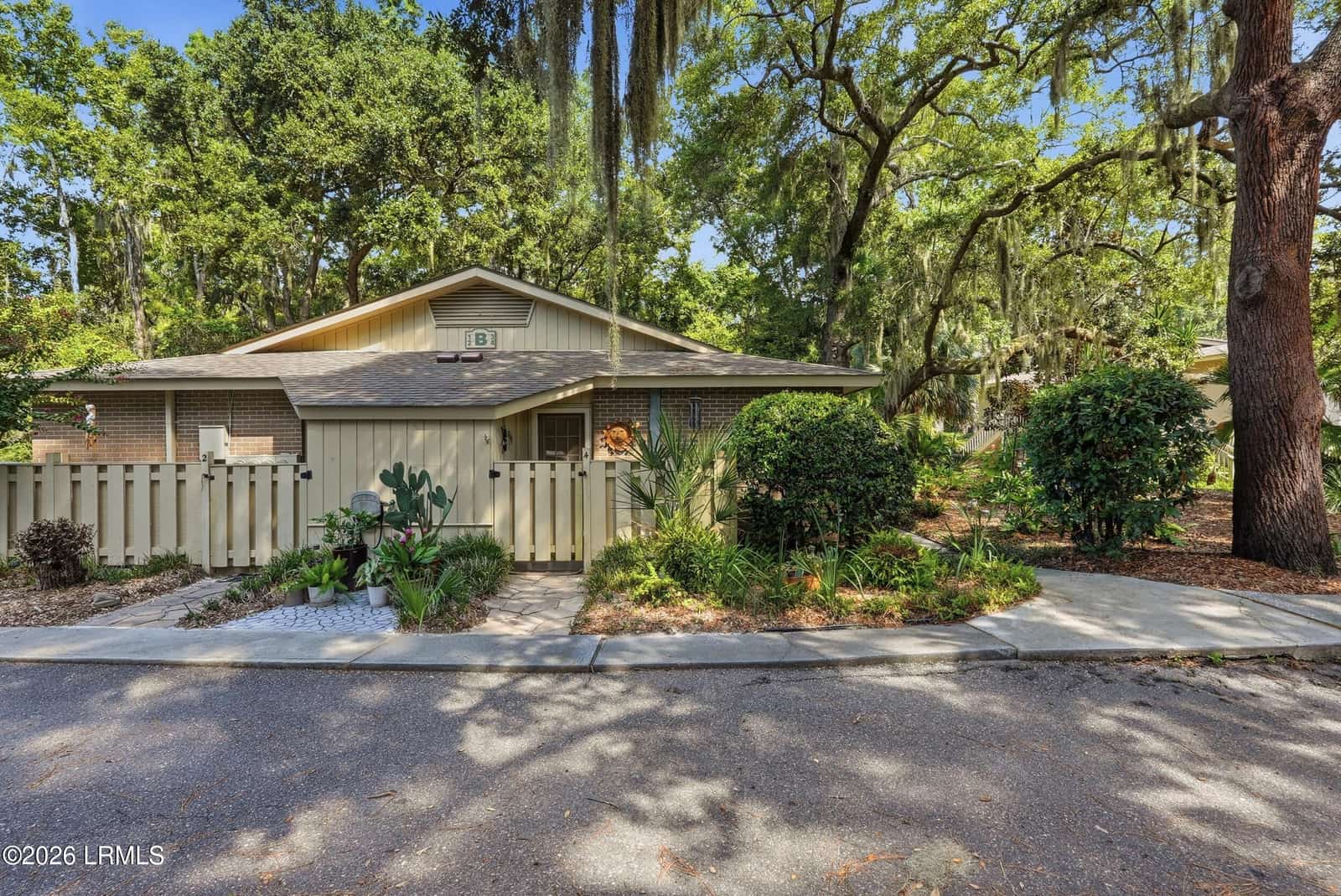 217 Cordillo Parkway B4, Hilton Head Island, SC 29928 — listing photo