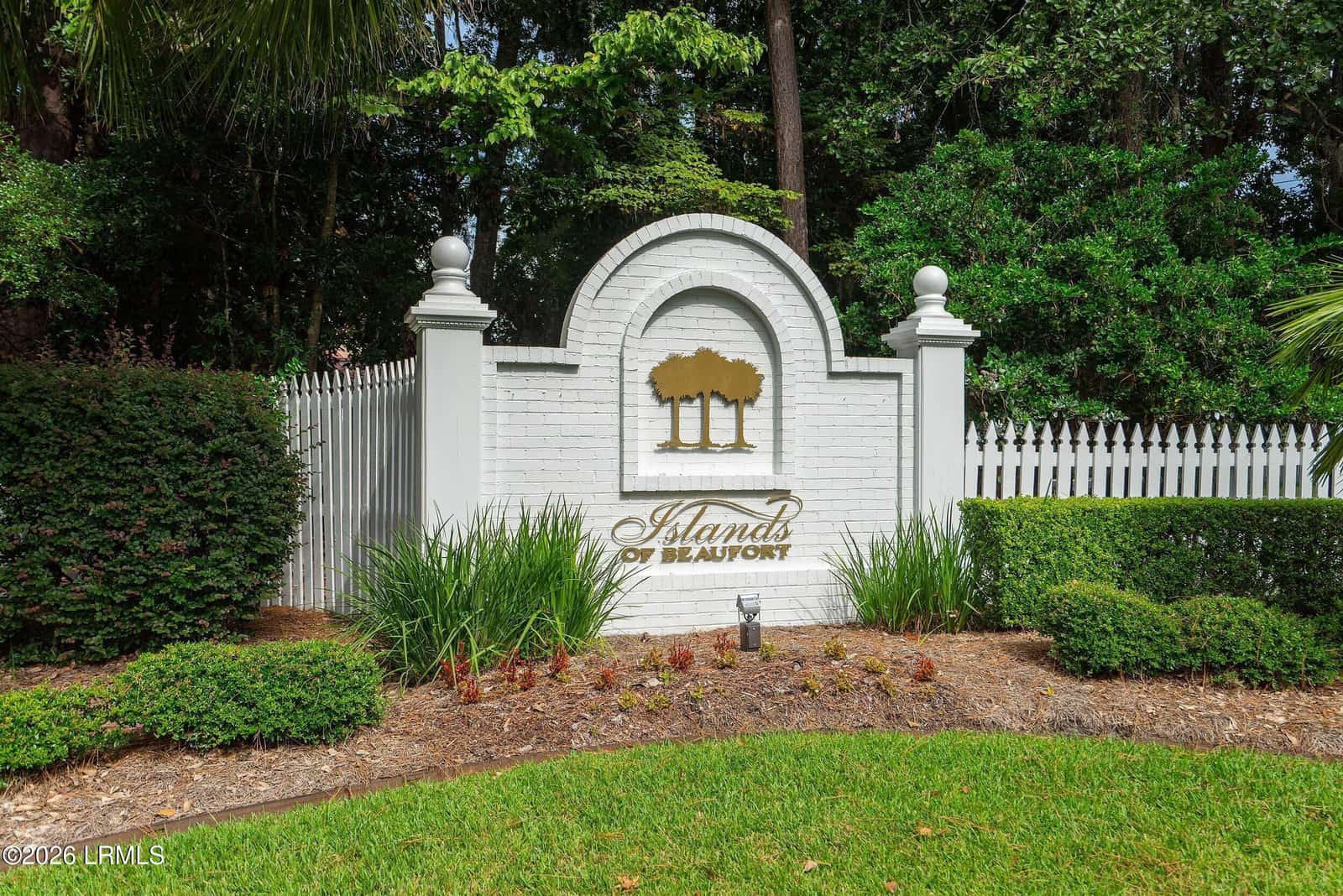 228 De La Gaye Point, Beaufort, SC 29902 — listing photo