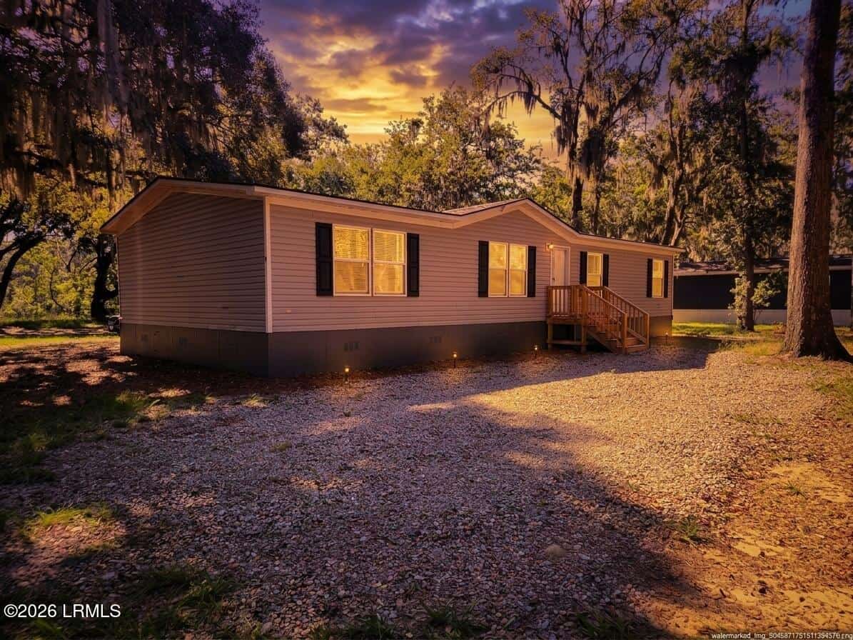 3 Shiney Road, St. Helena Island, SC 29920 — listing photo