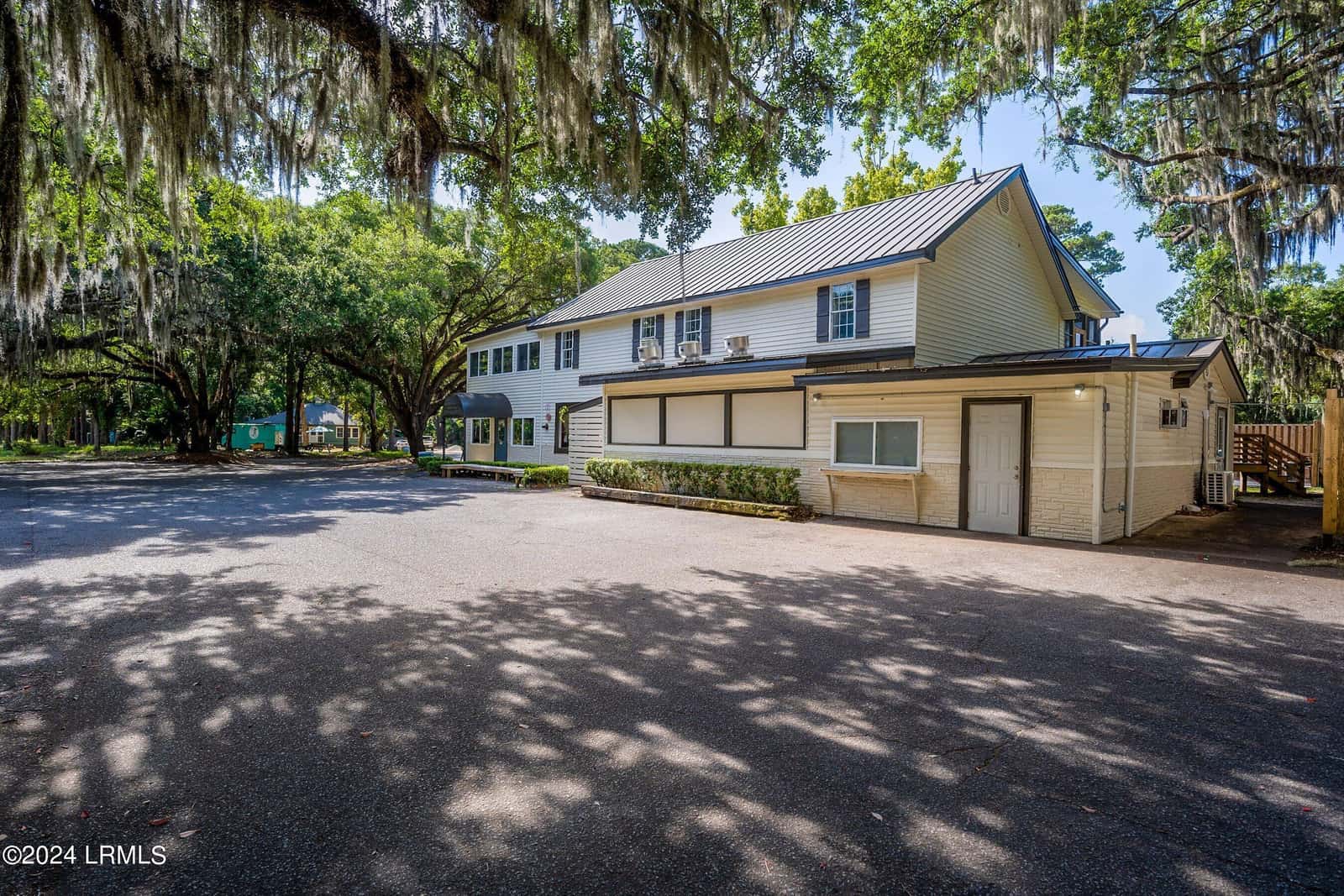 1760 Sea Island Parkway, St. Helena Island, SC 29920 — photo 4 of 49