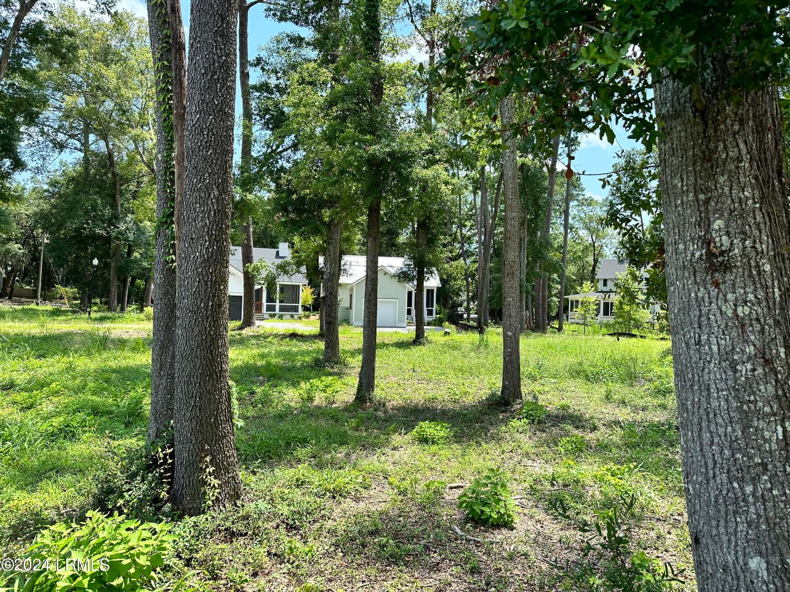 124 Whitehall Drive, Beaufort, SC 29907 — photo 3 of 17