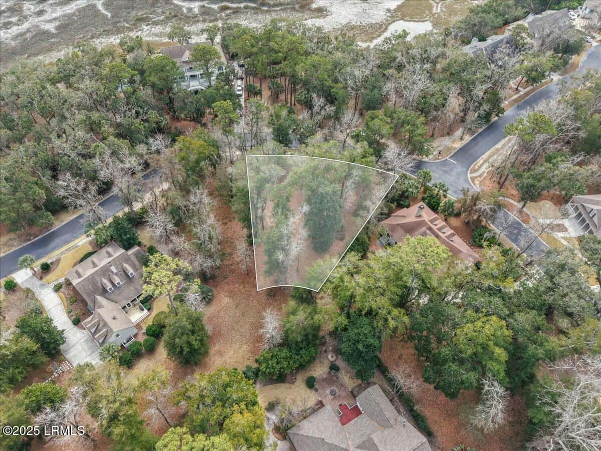 304 De La Gaye Point, Beaufort, SC 29902 — photo 5 of 16