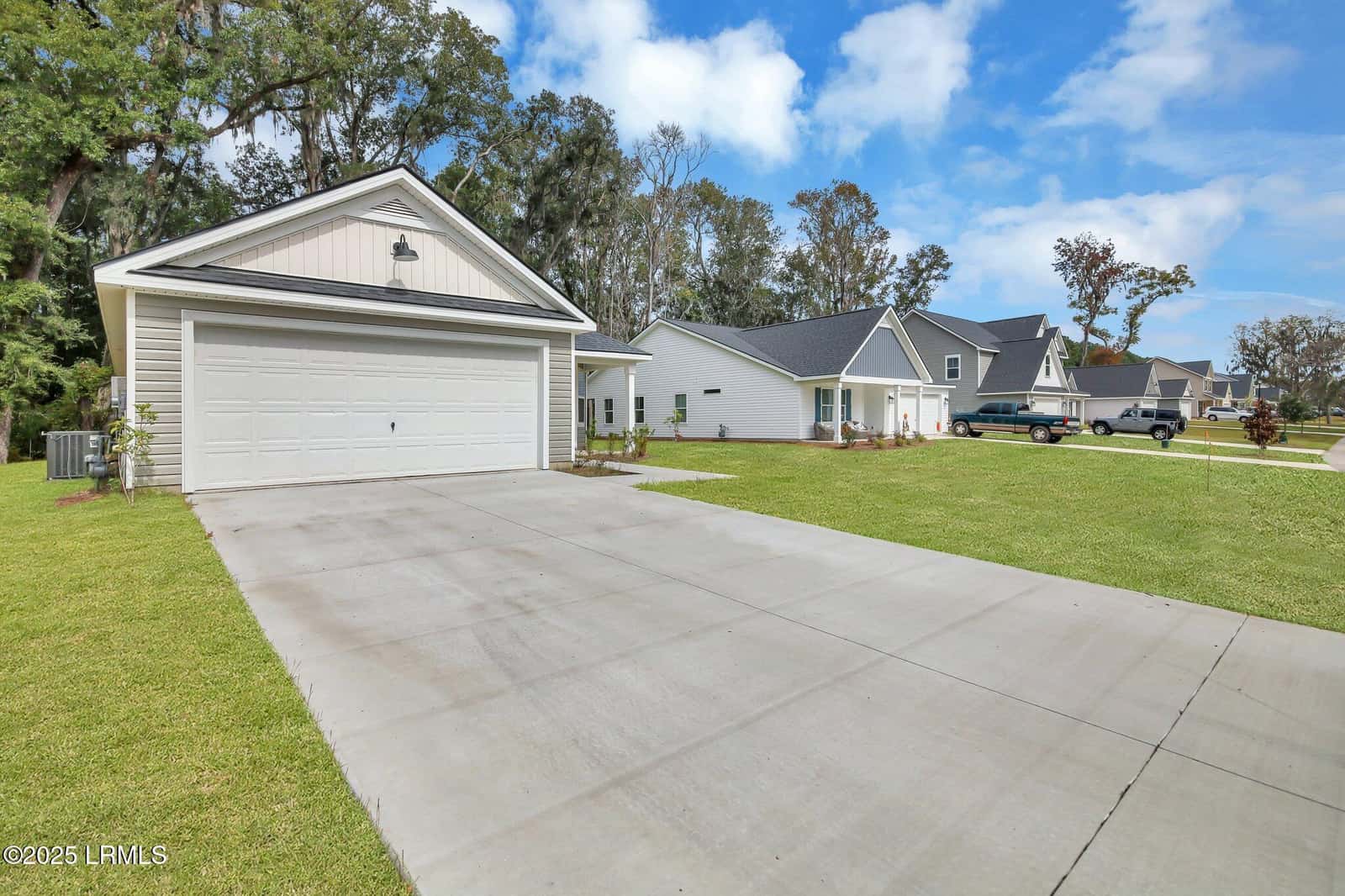 117 Teal Bluff Boulevard, Seabrook, SC 29940 — photo 2 of 23