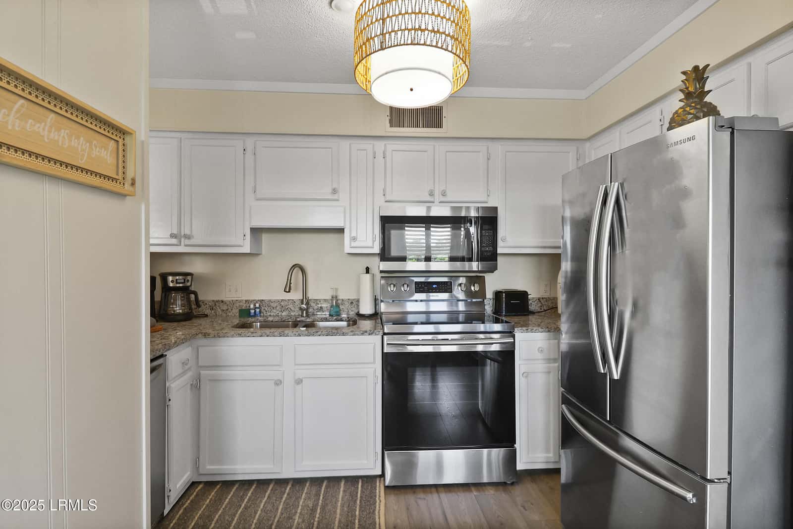 40 Folly Field Road 340, Hilton Head Island, SC 29928 — photo 5 of 81