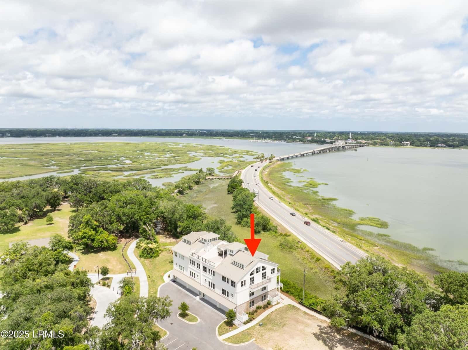 112 Whitehall Drive, Beaufort, SC 29907 — photo 4 of 89
