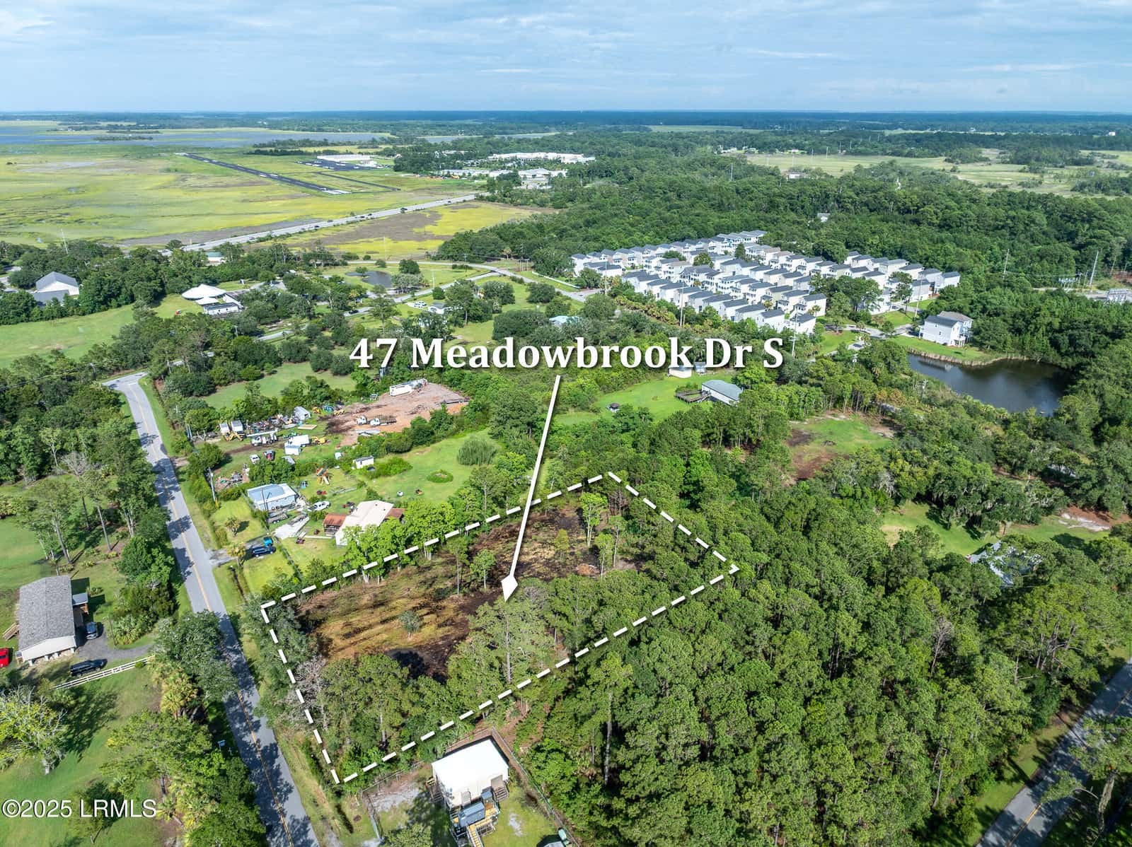 47 Meadowbrook Drive S, Beaufort, SC 29907 — photo 3 of 16