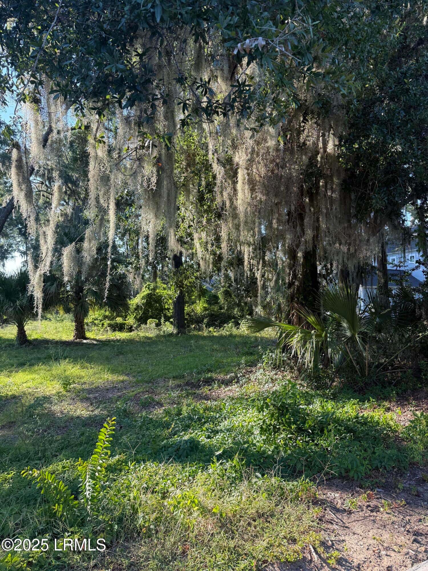 2214 Pigeon Point Road, Beaufort, SC 29902 — photo 2 of 11