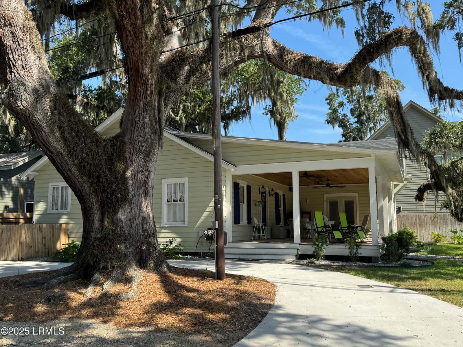 1503 Paris Avenue, Port Royal, SC 29935 — photo 4 of 86