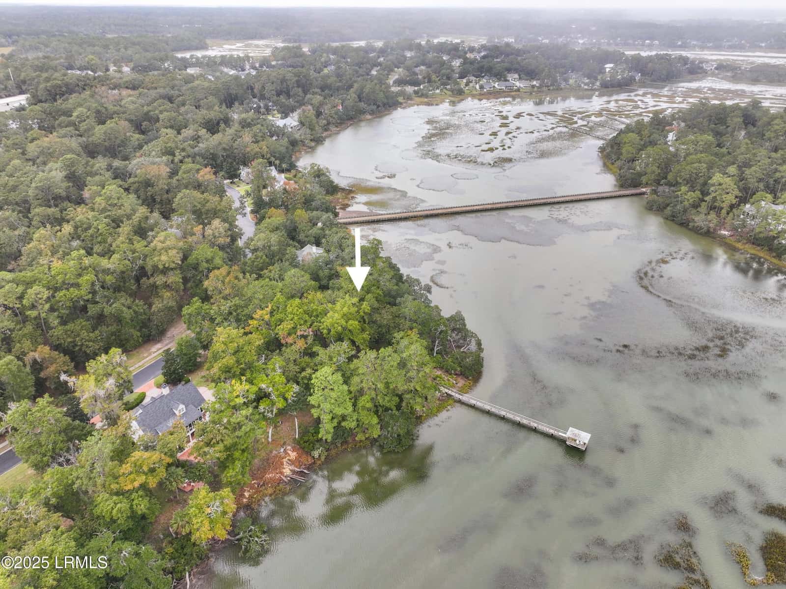 233 De La Gaye Point, Beaufort, SC 29902 — photo 3 of 31