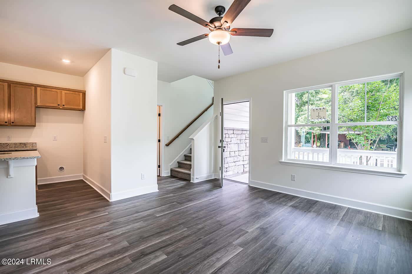 252 Weathersbee Street, Ridgeland, SC 29936 — photo 5 of 36