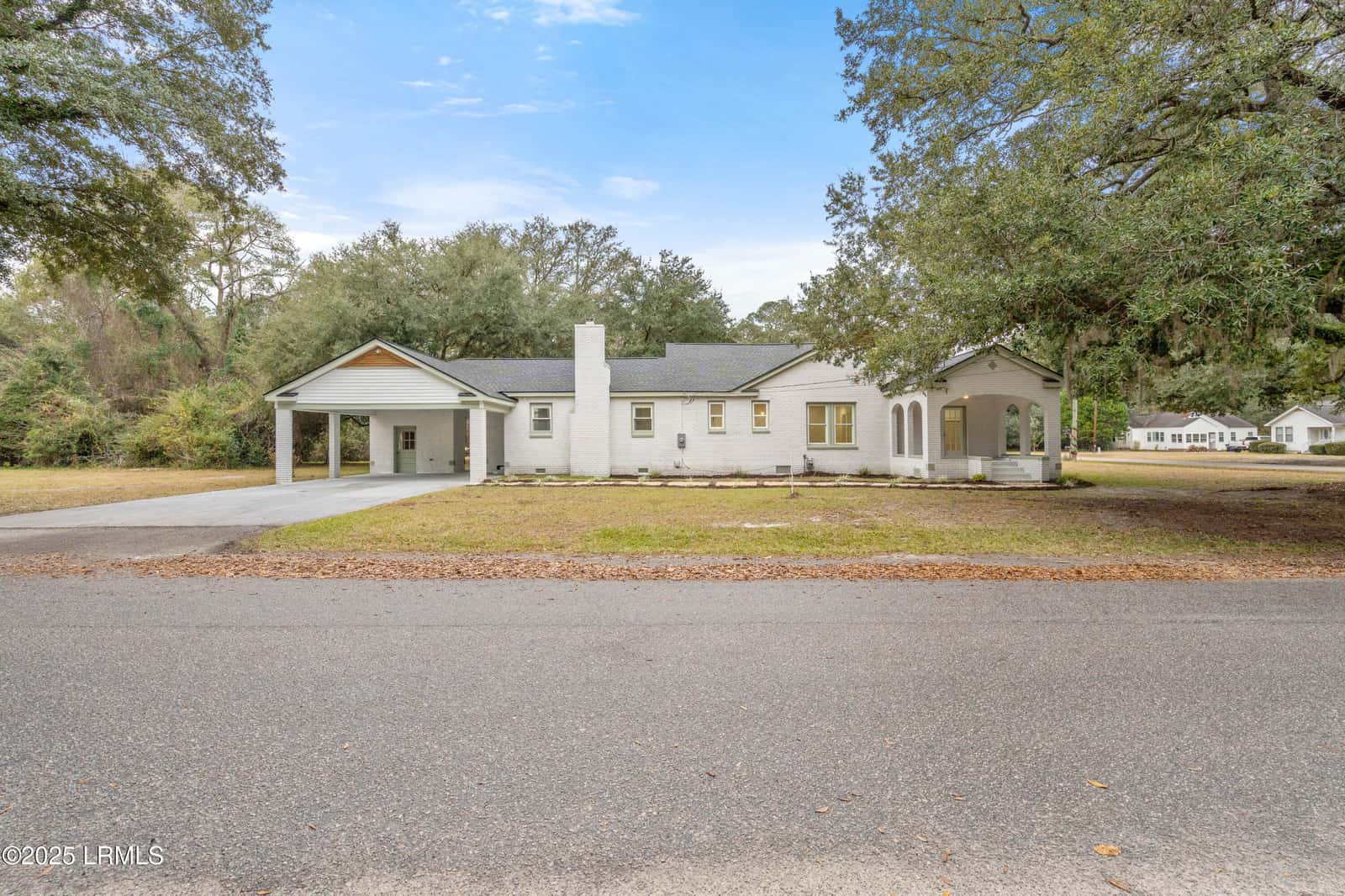 31 Church Street N, Yemassee, SC 29945 — photo 2 of 49