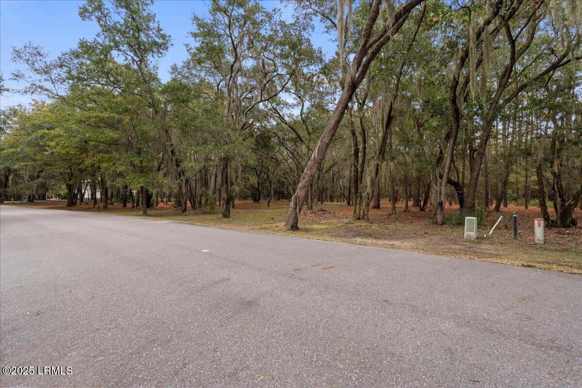 22 Vista Boulevard W, St. Helena Island, SC 29920 — photo 5 of 18