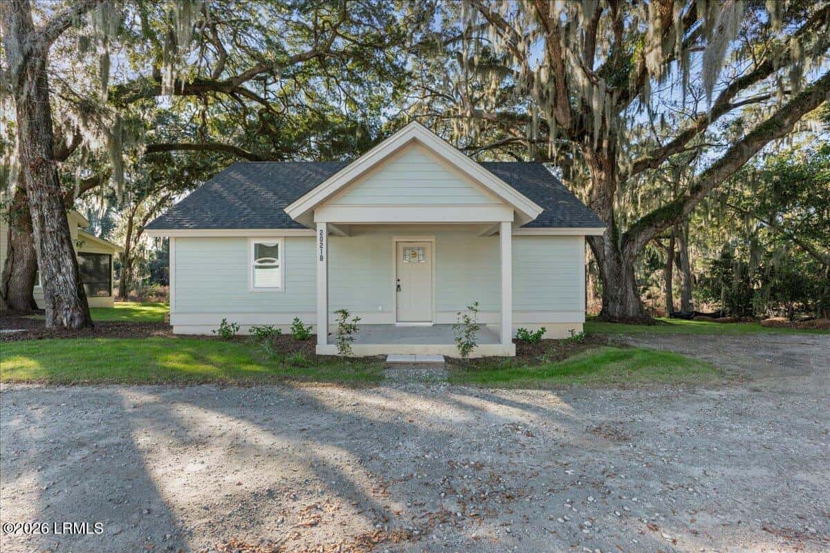 2021 Lafayette Street, Beaufort, SC 29902 — photo 5 of 100