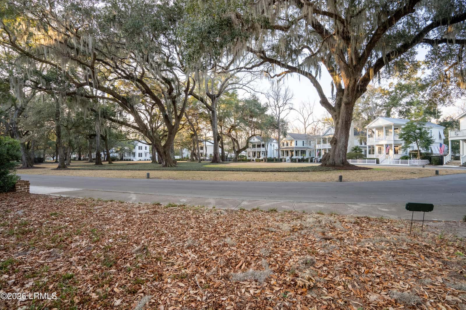 52 Grace Park, Beaufort, SC 29906 — photo 3 of 19