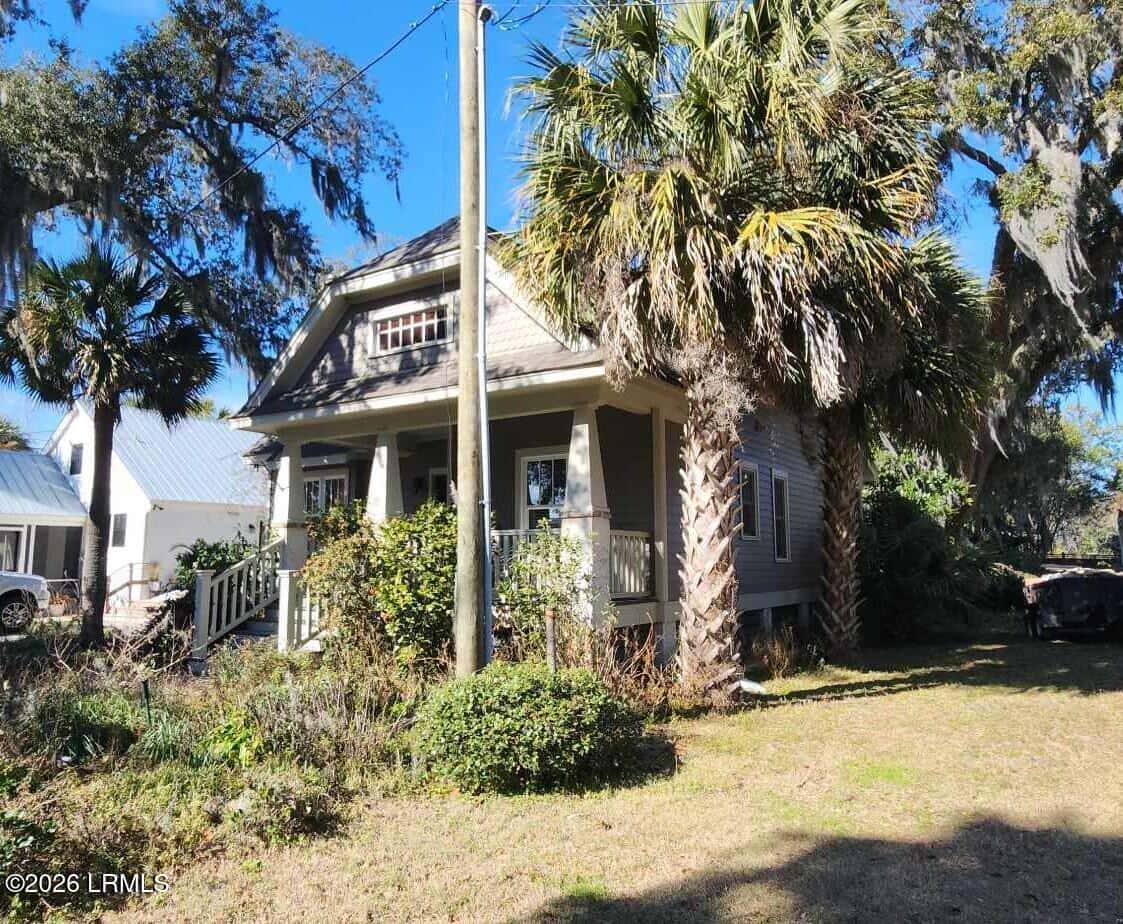 920 10th Street, Port Royal, SC 29935 — photo 4 of 32
