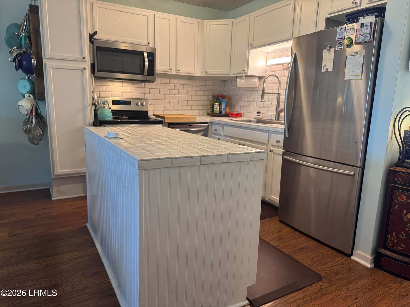 2201 Boundary Street 202, Beaufort, SC 29902 — photo 4 of 29