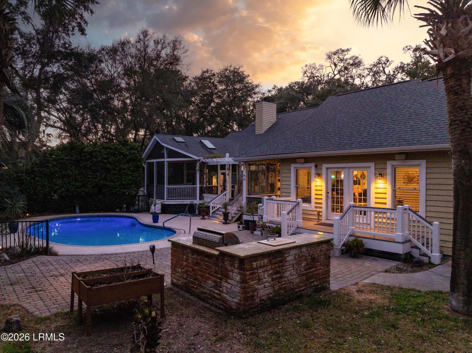 81 Dolphin Point Drive, Beaufort, SC 29907 — photo 5 of 100