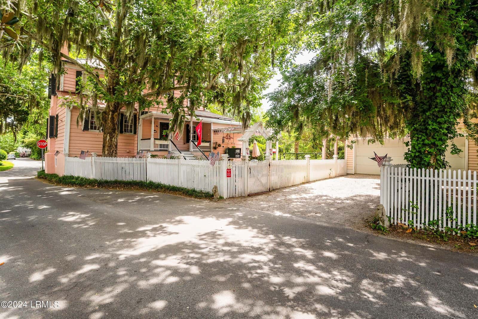 414 New Street, Beaufort, SC 29902 — photo 4 of 27