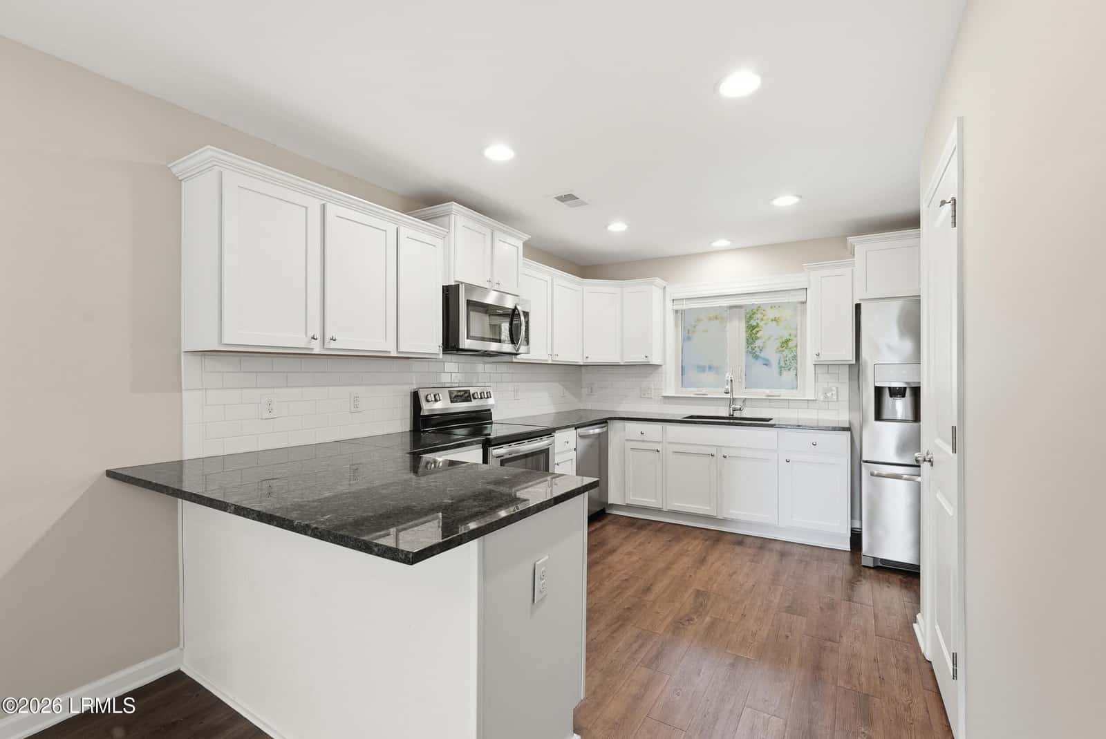 209 Ceasar Place, Hilton Head Island, SC 29926 — photo 2 of 45