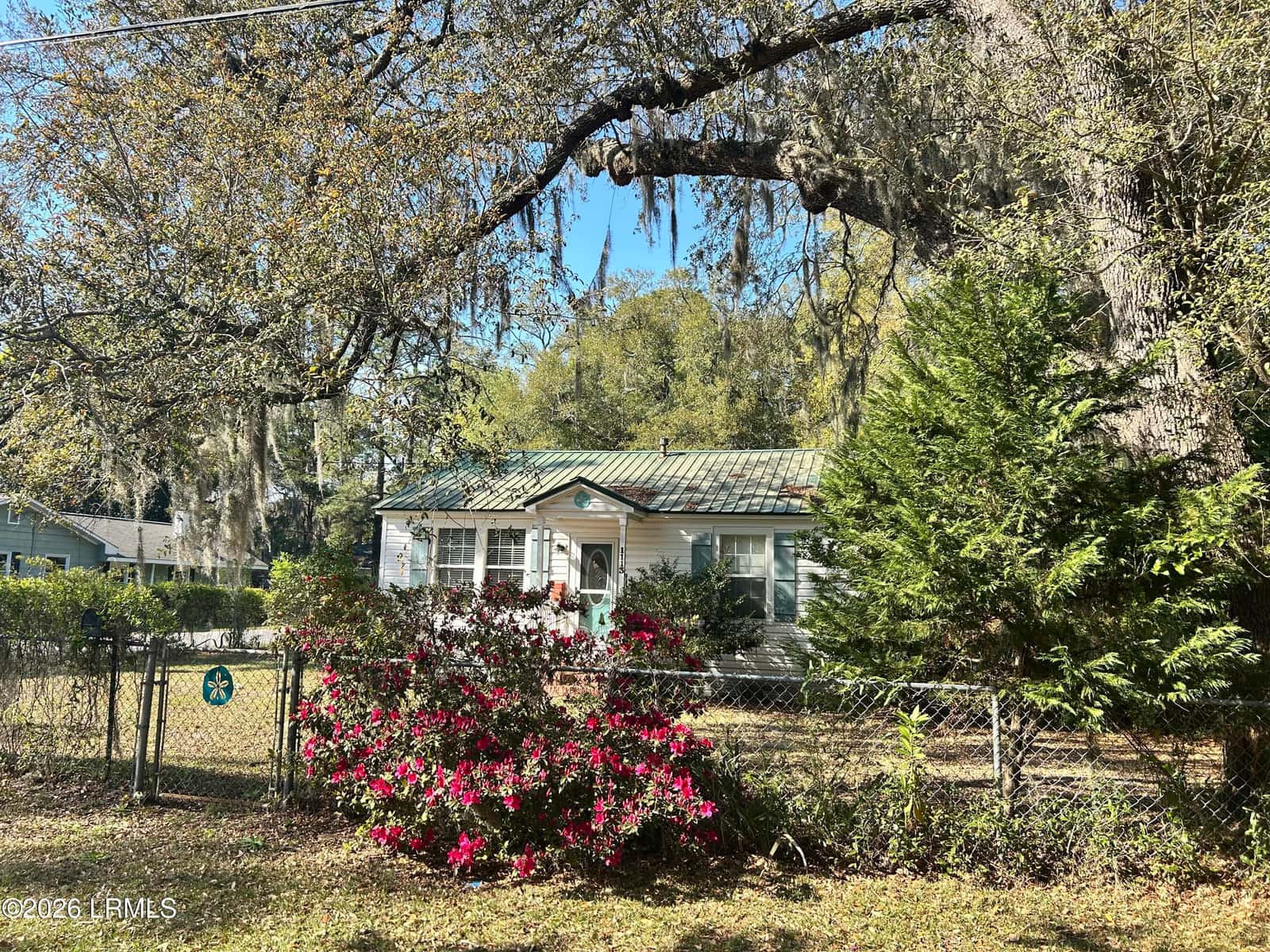 1113 Lafayette Street, Beaufort, SC 29902 — photo 3 of 31
