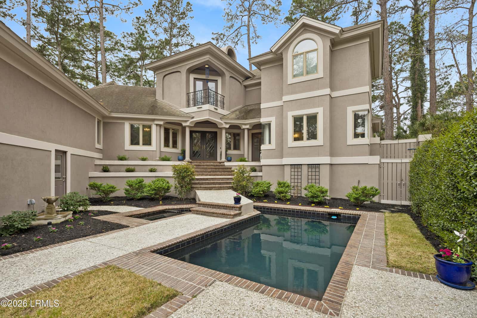 8 Long Brow Road, Hilton Head Island, SC 29928 — photo 2 of 94