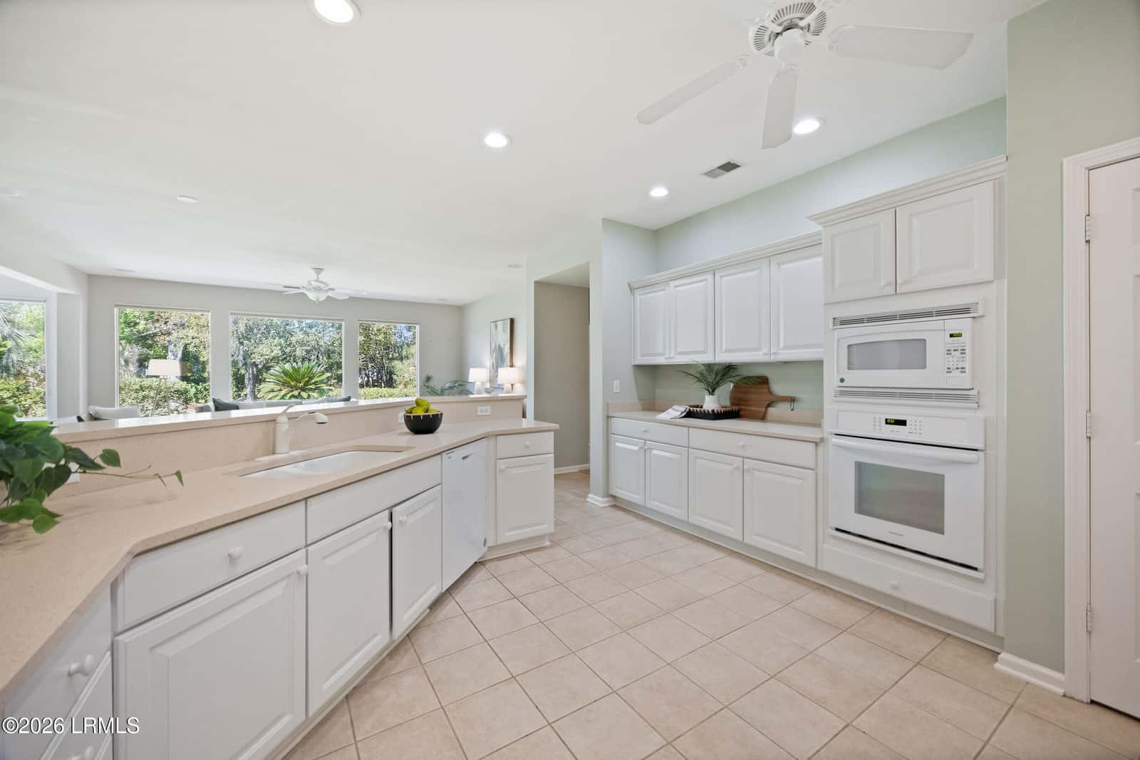 149 Hampton Circle, Bluffton, SC 29909 — photo 4 of 27
