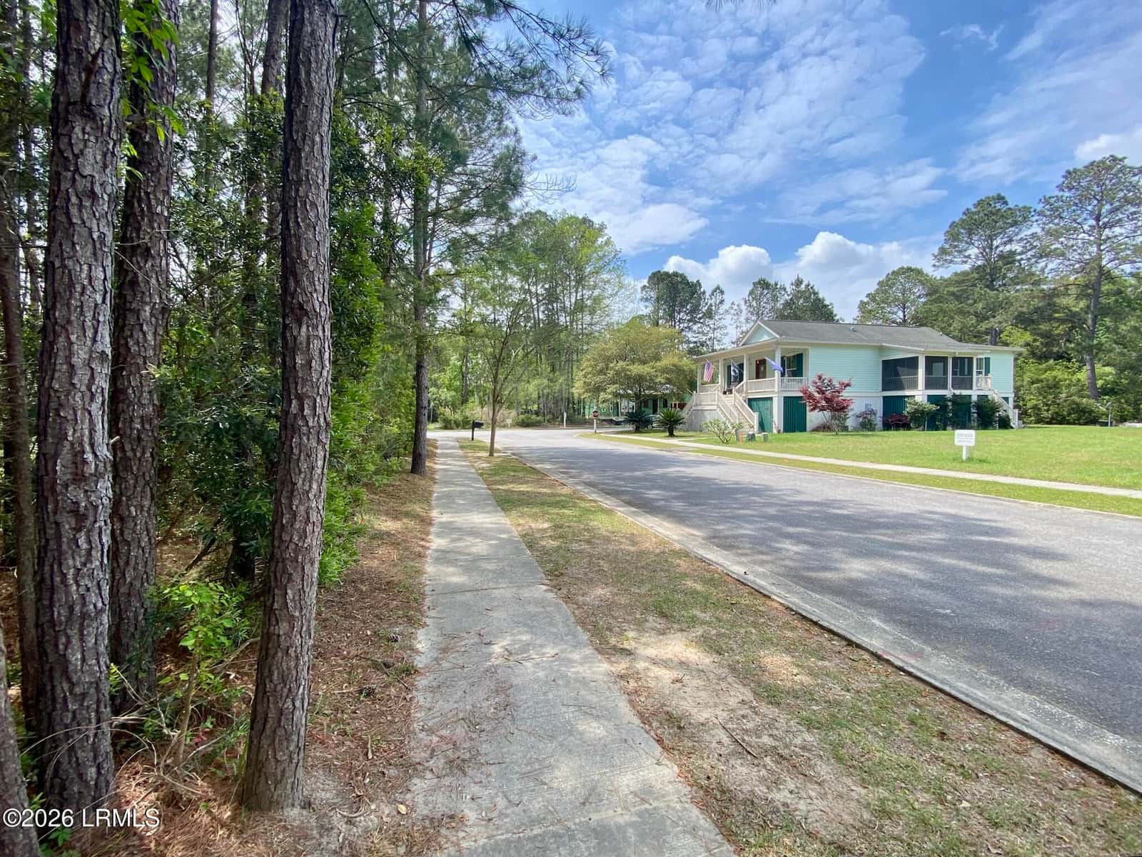 2237 B.E. Wheatley, Beaufort, SC 29902 — photo 3 of 32