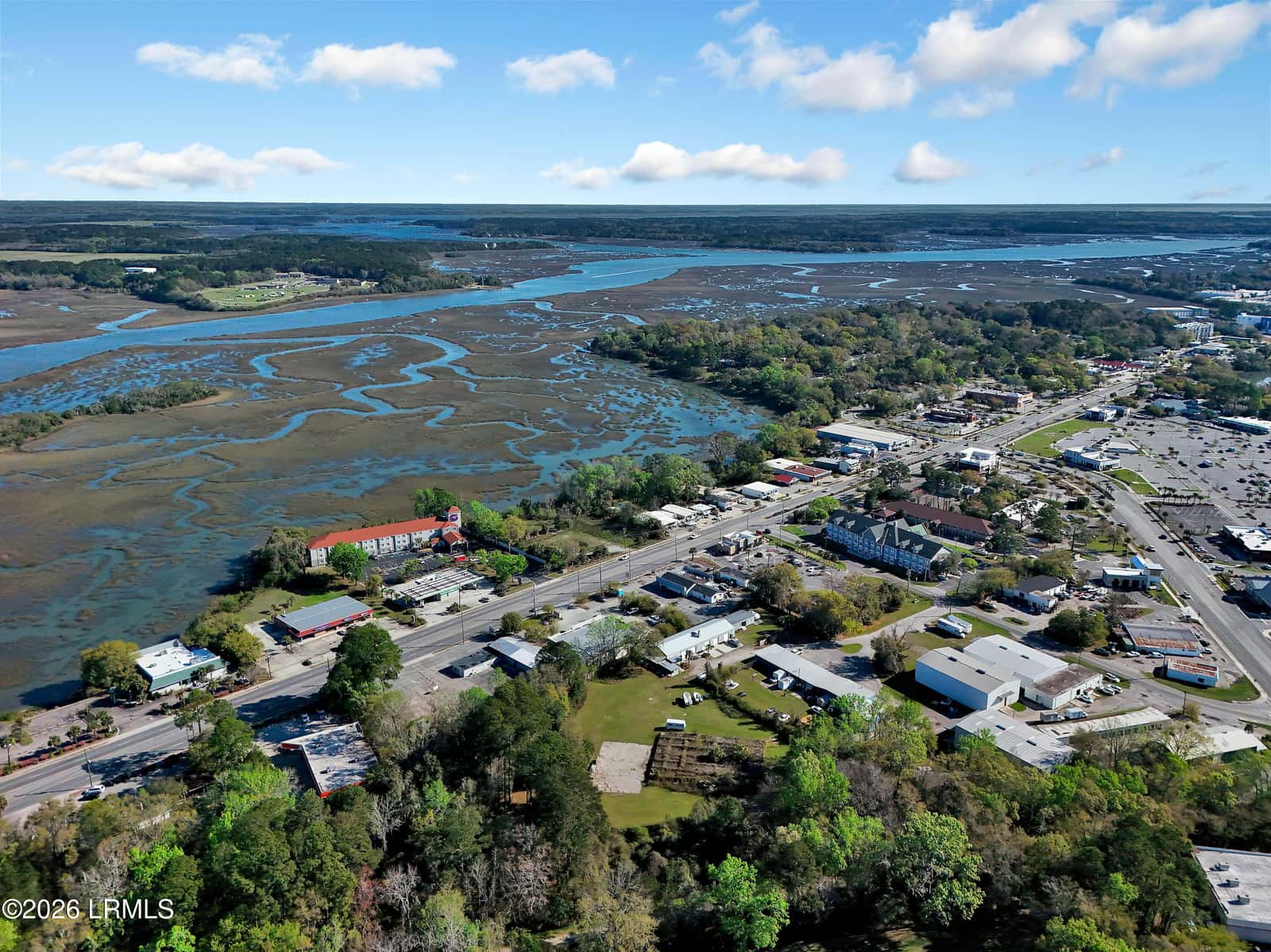 8 Neil Road, Beaufort, SC 29906 — photo 3 of 19