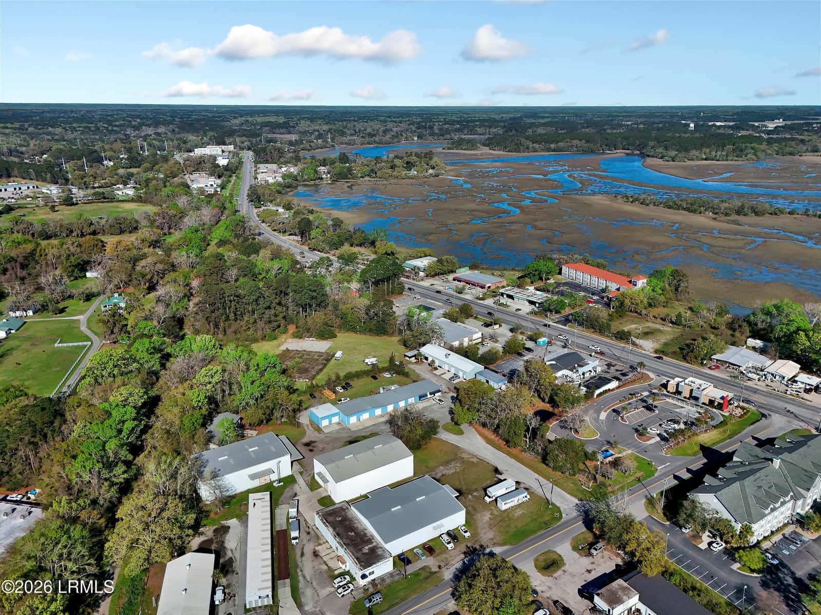 8 Neil Road, Beaufort, SC 29906 — photo 5 of 19
