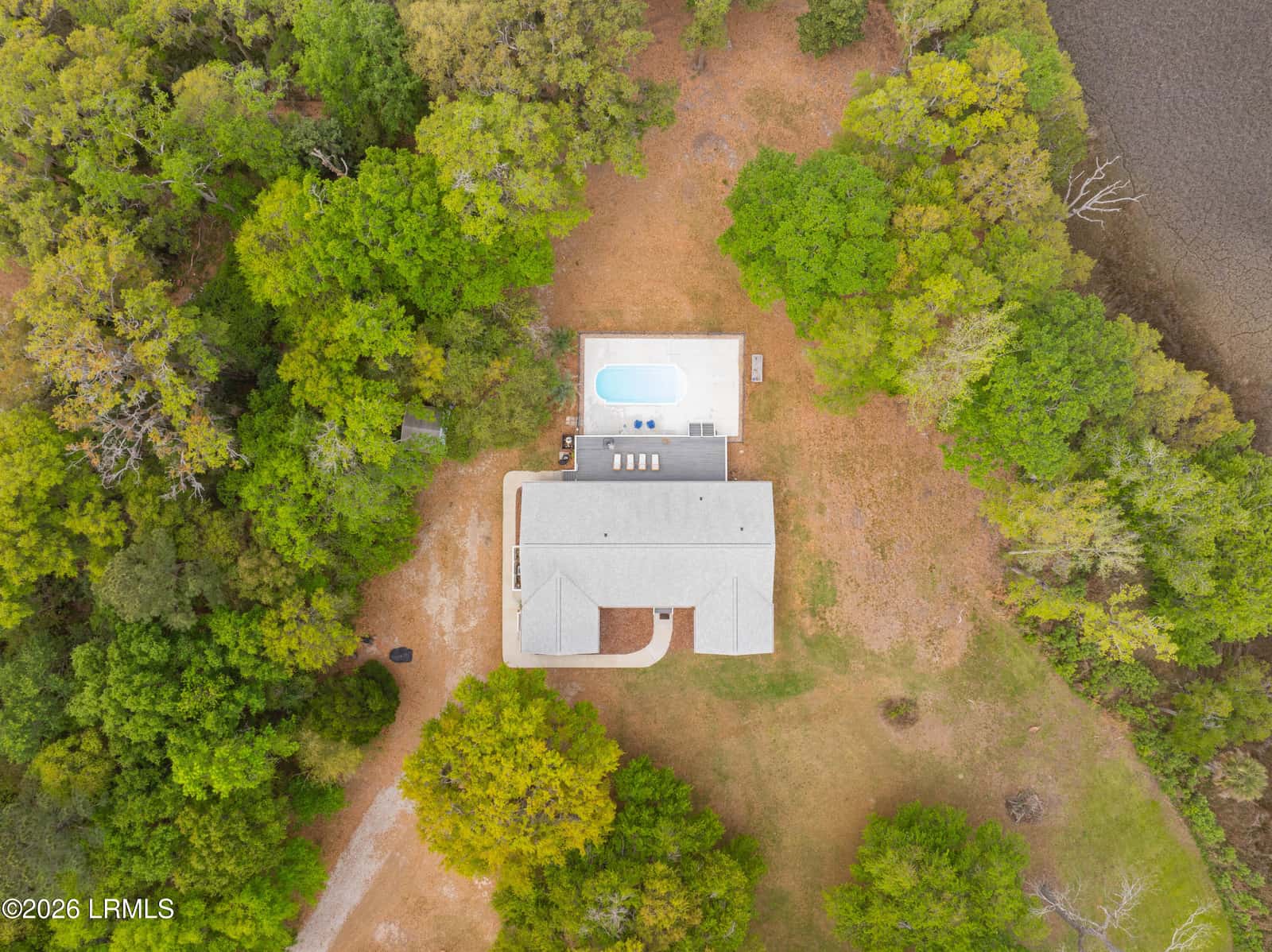 1638 Hampton Drive, Beaufort, SC 29906 — photo 2 of 37