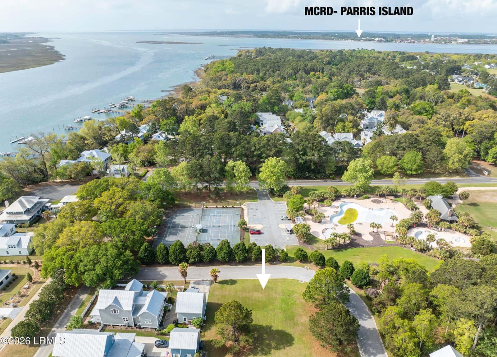8 Stoney Island Drive, Beaufort, SC 29907 — photo 5 of 18