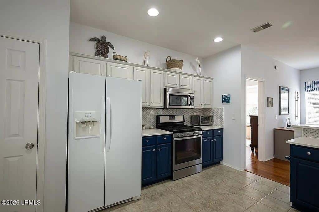 214 Colonel Thomas Heyward Road, Bluffton, SC 29909 — photo 5 of 33