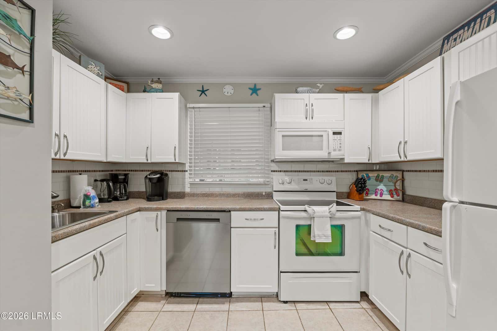 663 William Hilton Parkway 3209, Hilton Head Island, SC 29928 — photo 4 of 32