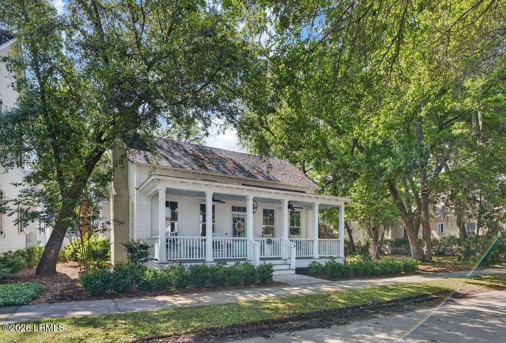3 Habersham Park, Beaufort, SC 29906 — photo 3 of 70