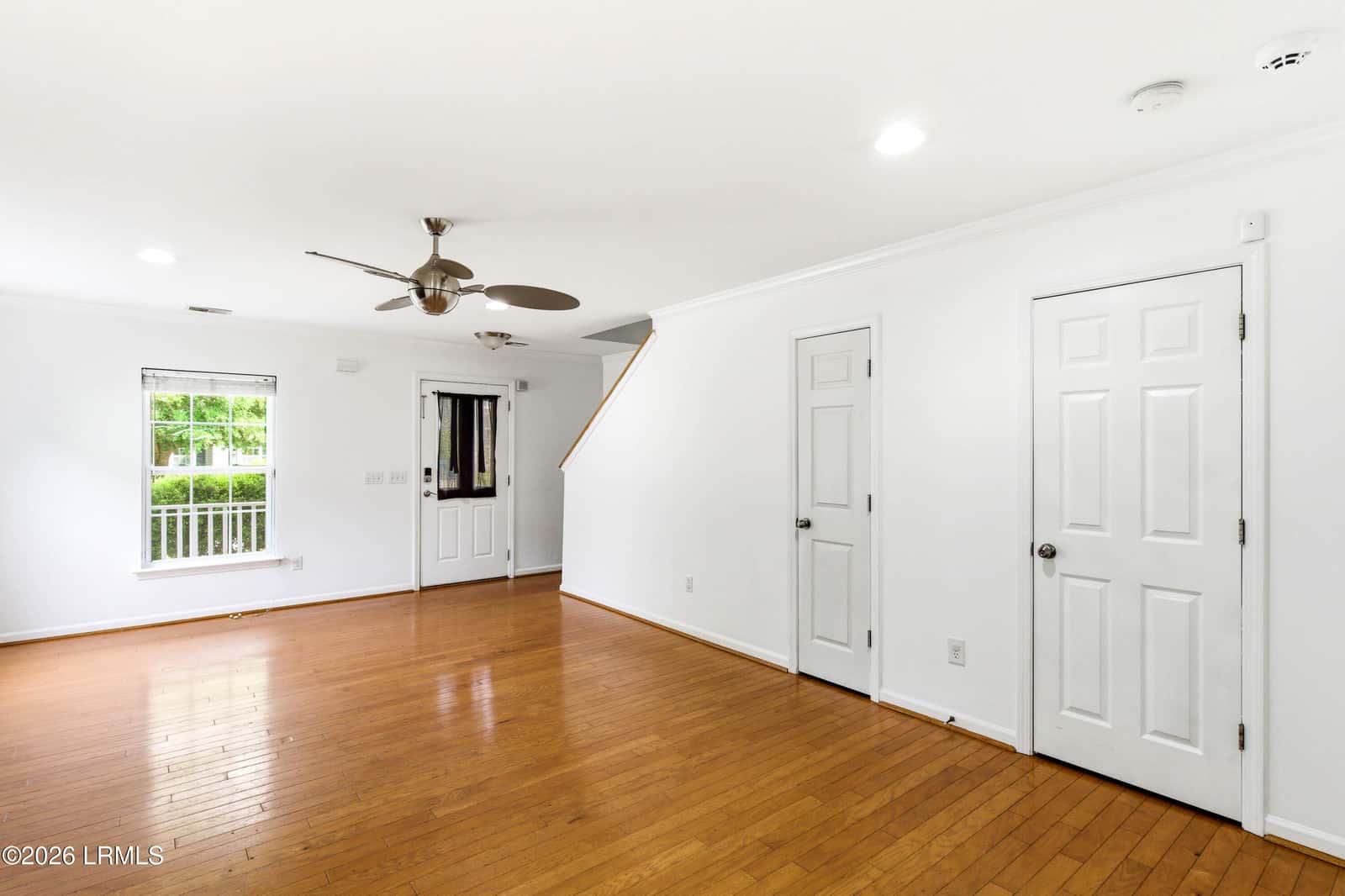 16 Harbison Place, Beaufort, SC 29906 — photo 3 of 22