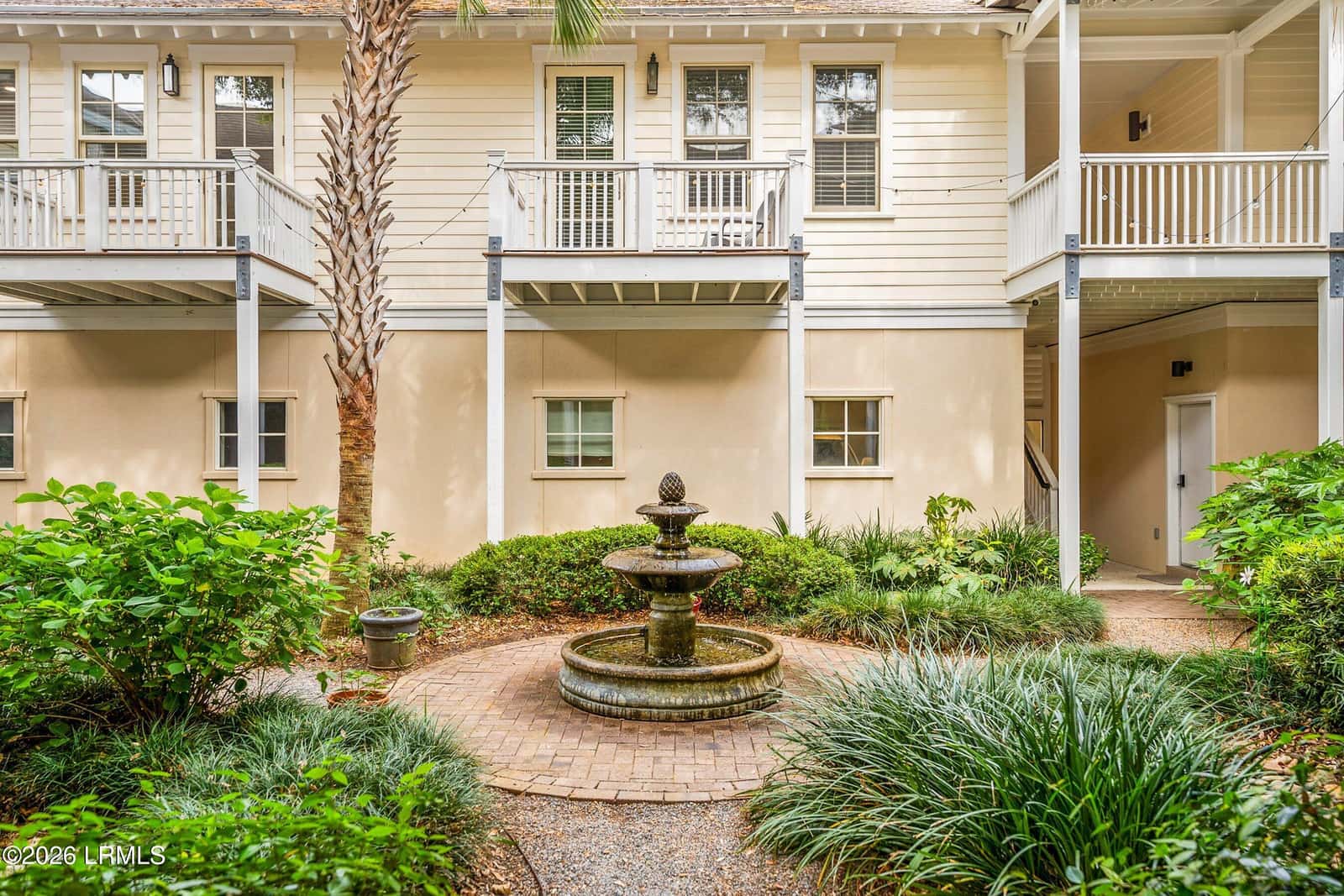 16 Jade Street A, Beaufort, SC 29907 — photo 4 of 61
