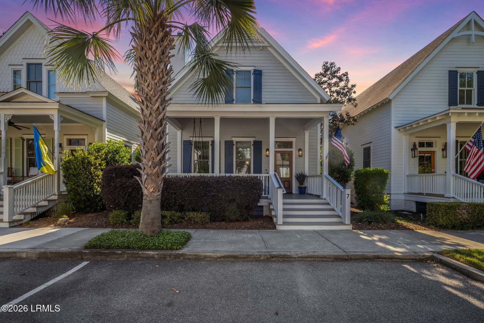 7 Canton Row, Beaufort, SC 29906 — photo 2 of 67