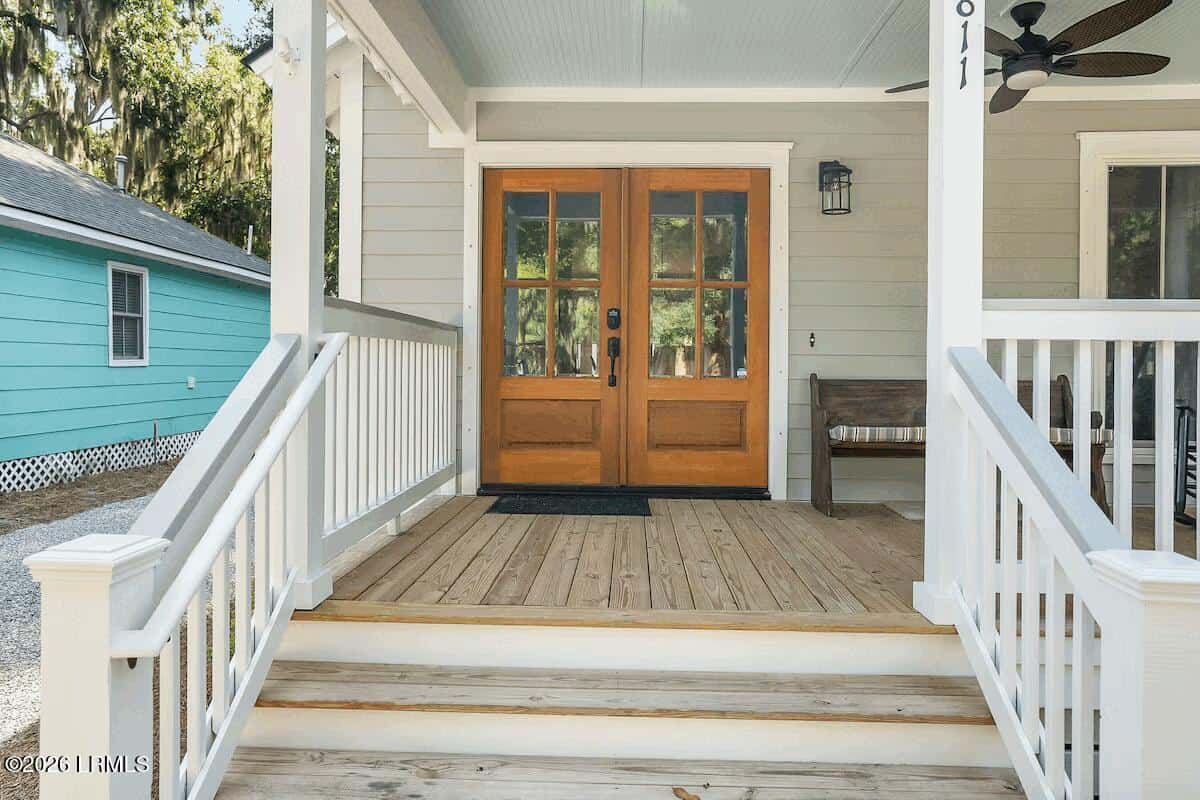 811 Bladen Street, Beaufort, SC 29902 — photo 3 of 27