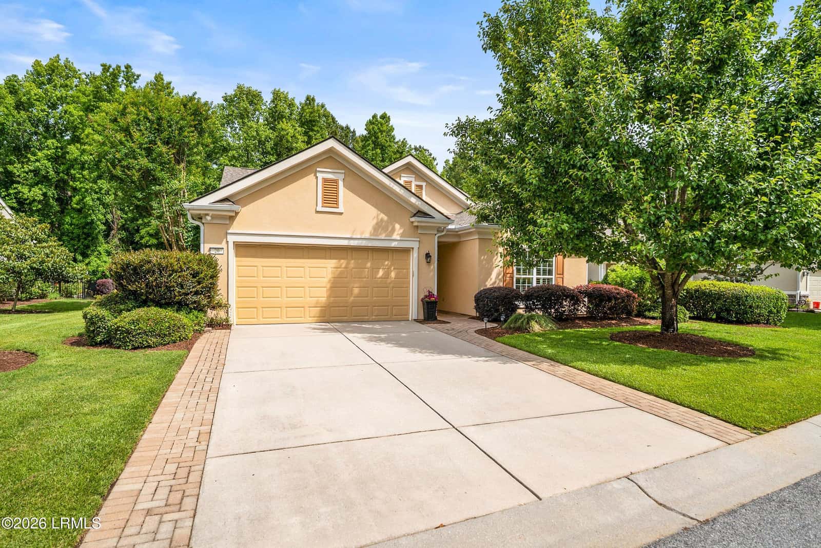 20 Abbotsbury Place, Bluffton, SC 29910 — photo 2 of 54