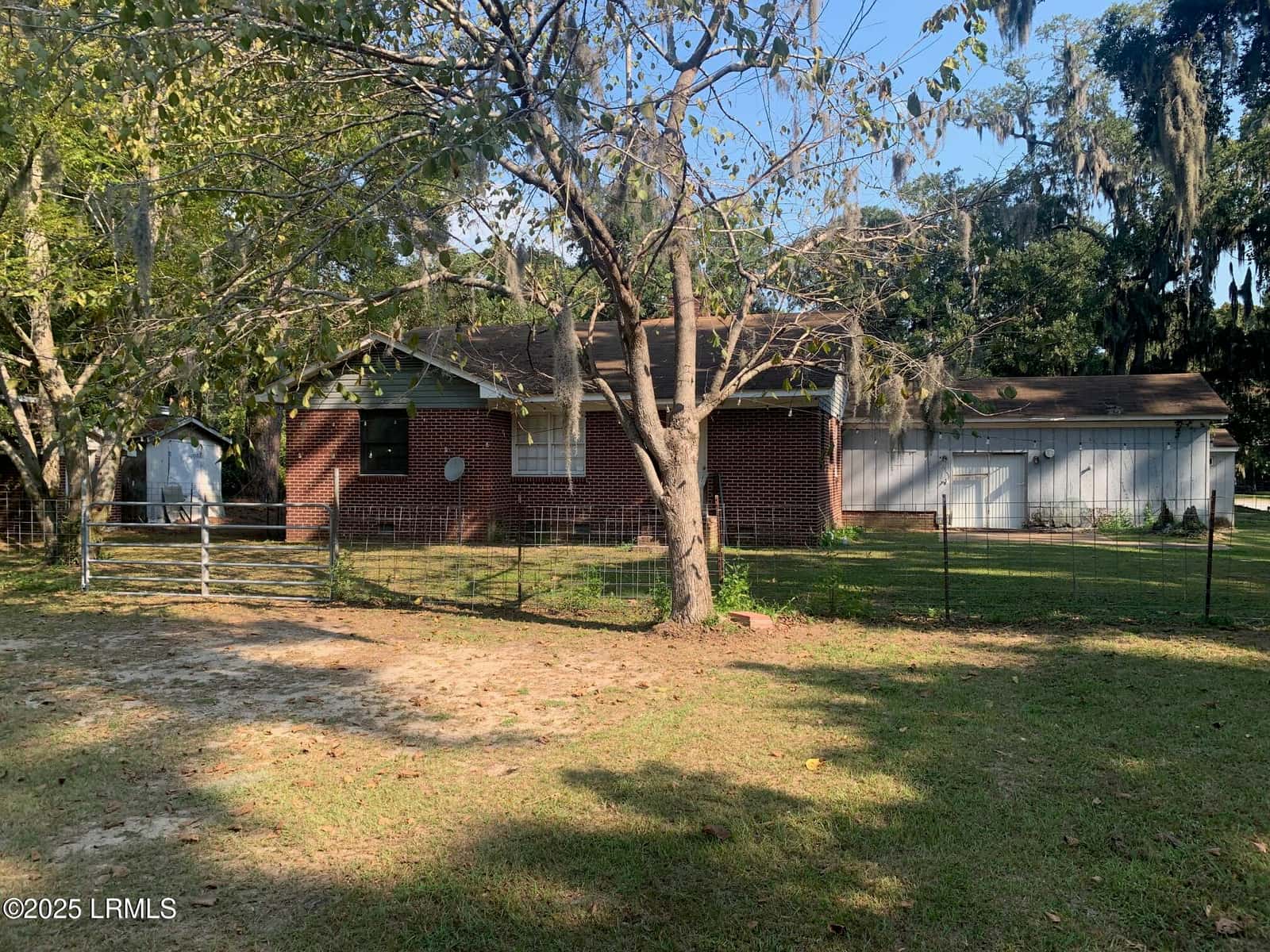 299 Savannah Highway, Beaufort, SC 29906 — photo 3 of 25