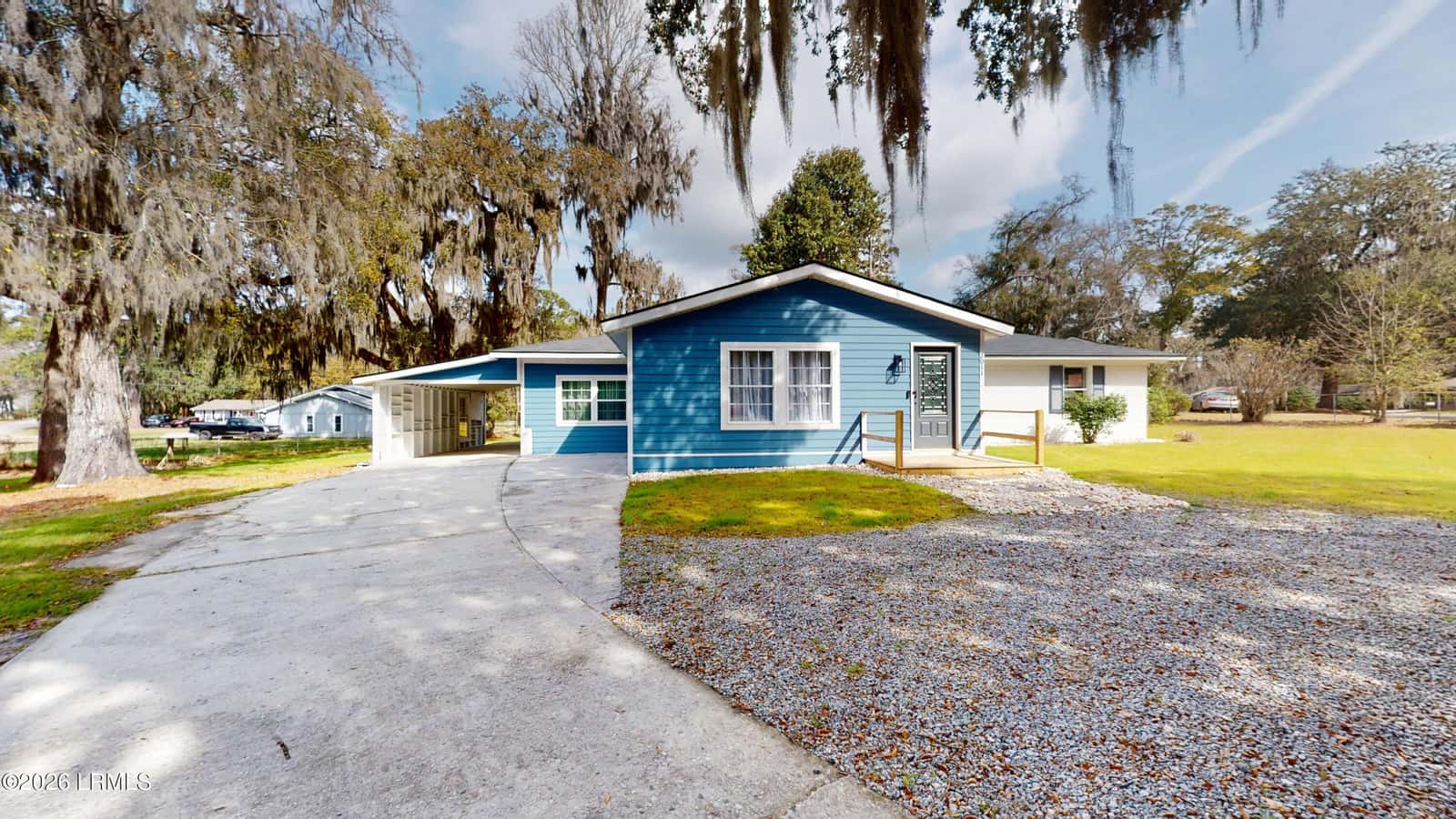 2011 Cypress Street, Beaufort, SC 29906 — photo 2 of 41