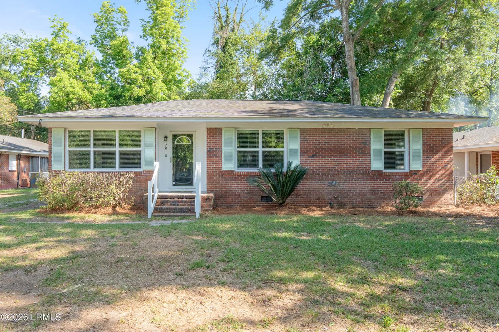2910 Riverbank Drive, Beaufort, SC 29902 — photo 2 of 32