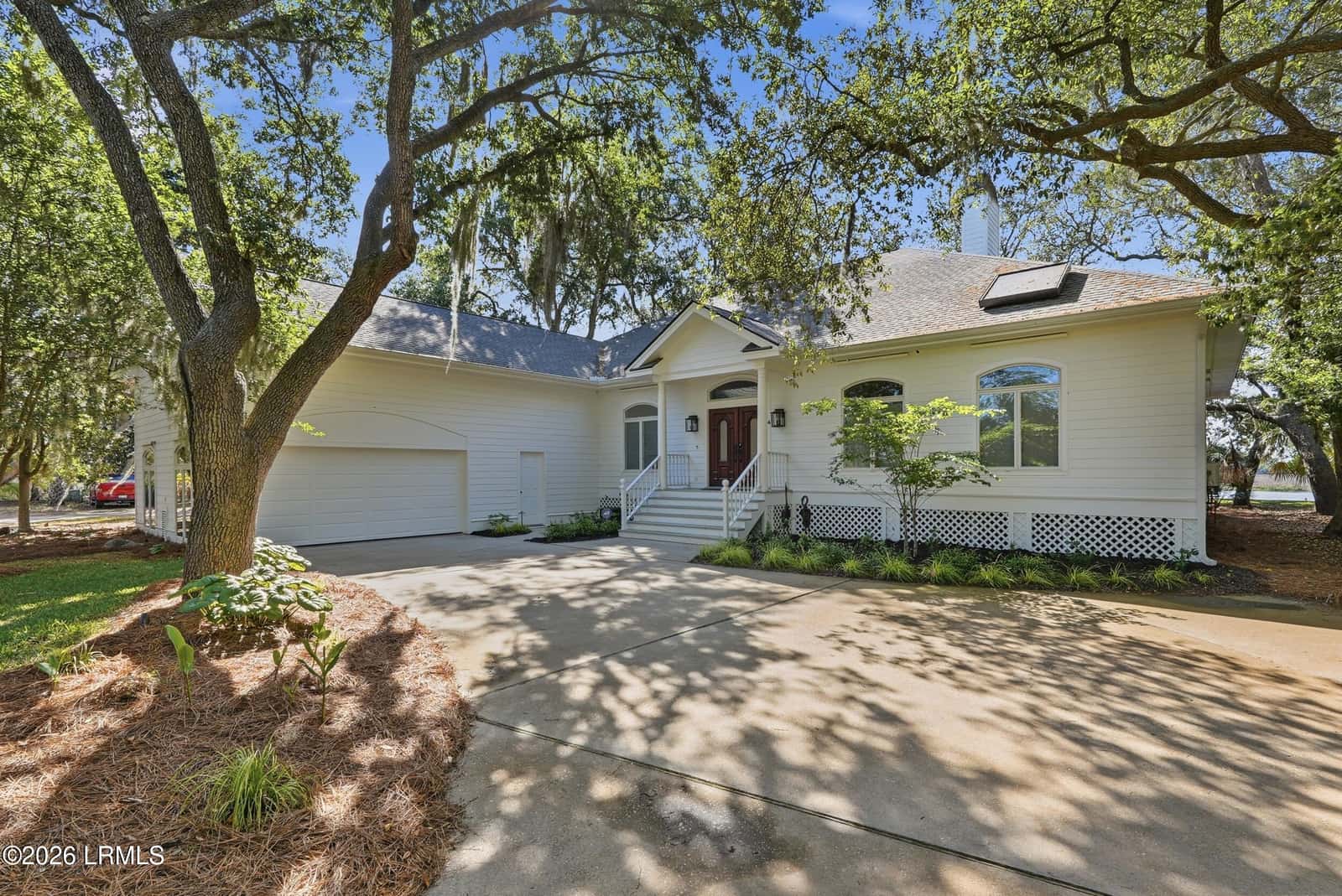 4 Broomfield Lane, Beaufort, SC 29907 — photo 3 of 59