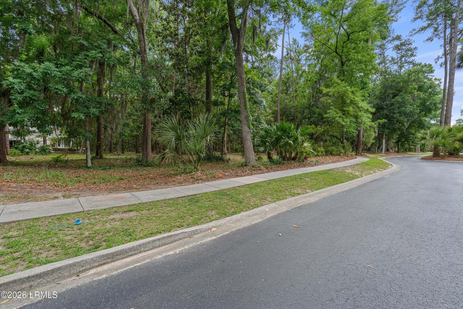 252 De La Gaye Point, Beaufort, SC 29902 — photo 3 of 13