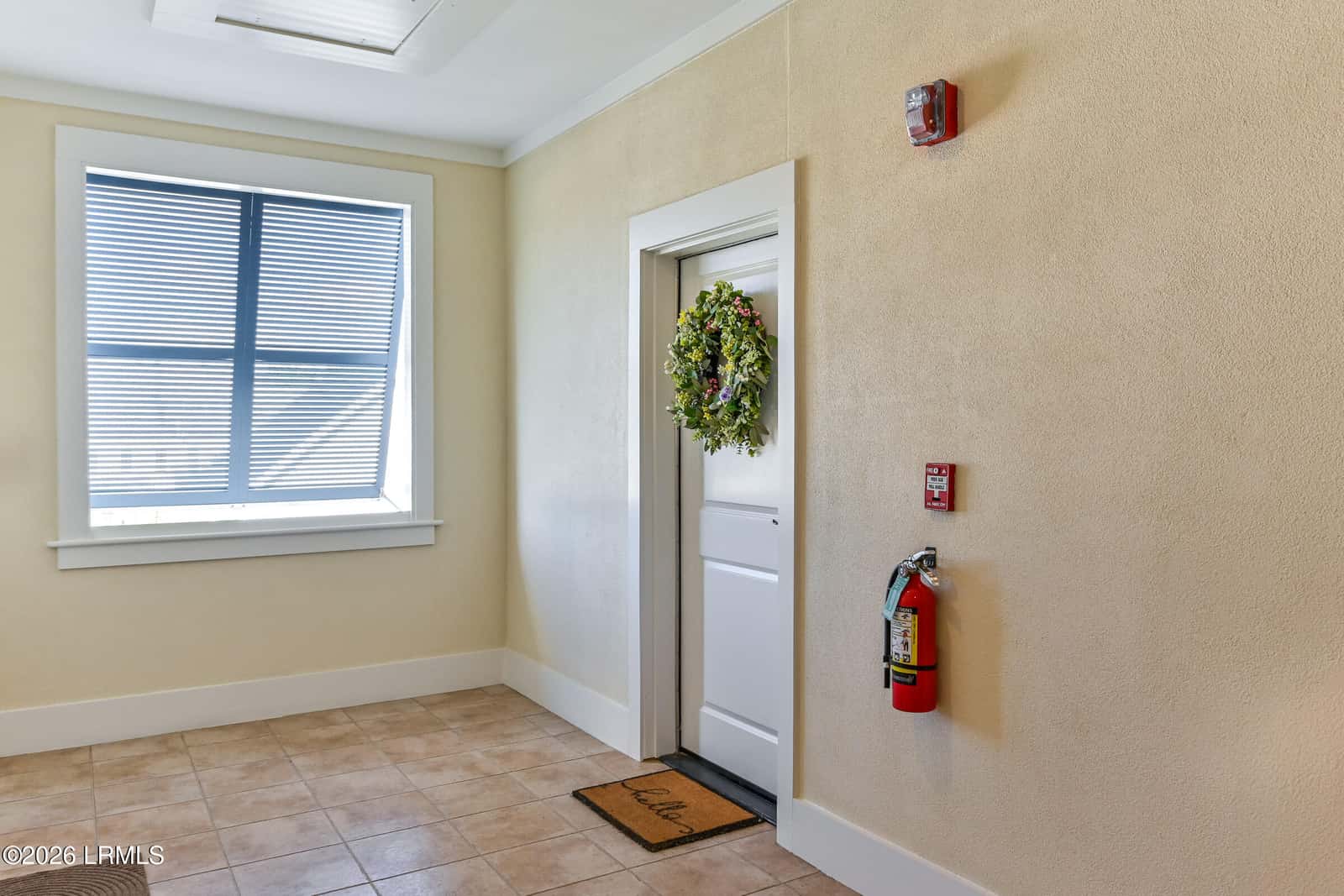 2 Abbey Row 3a, Beaufort, SC 29906 — photo 4 of 61