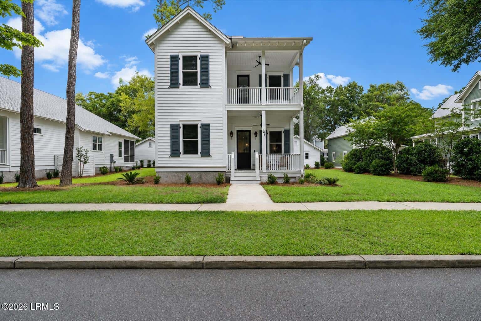 37 Park Square S, Beaufort, SC 29907 — photo 5 of 90