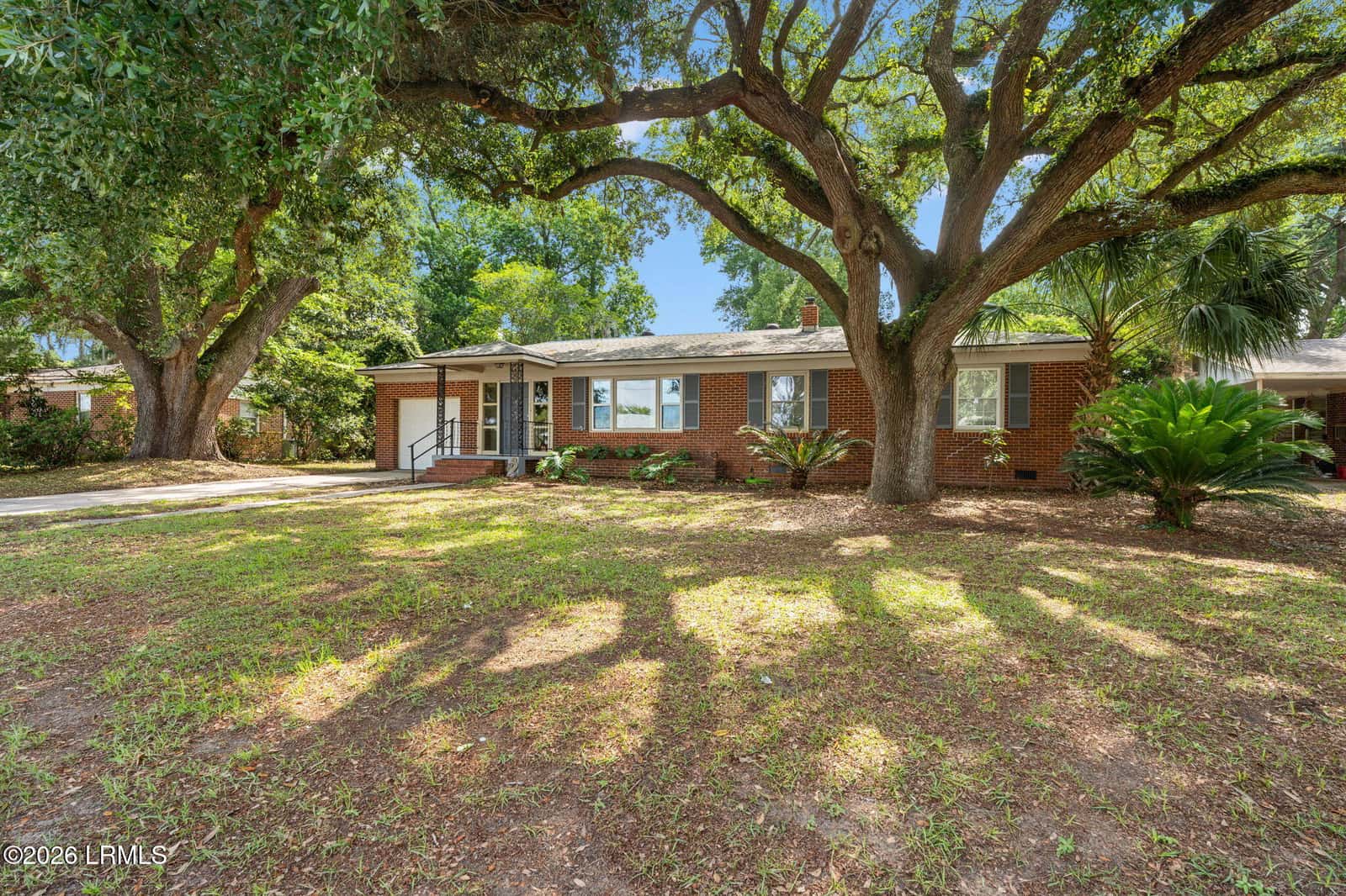 1703 Palmetto Drive, Beaufort, SC 29902 — photo 2 of 30